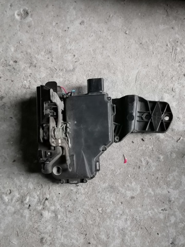 Замок передней левой двери Шкода Октавия I A4