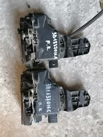 Внутренний дверной замок 3B1837016A VAG