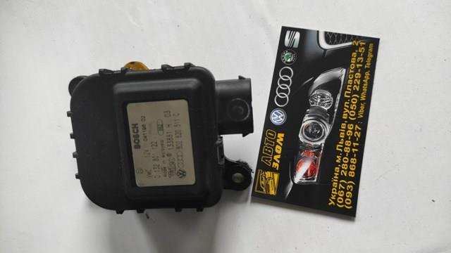 Привод системы автоматического управления отопителем 8D2820511C VAG