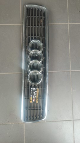 Облицовка радиатора 8G0853651G VAG