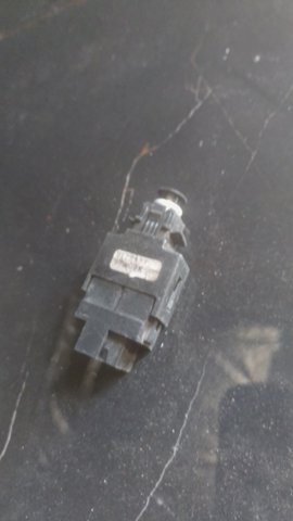 Датчик тормоза 9128577 VOLVO