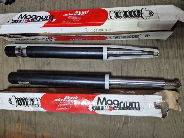 Амортизатор передней подвески Дэу Нексия II