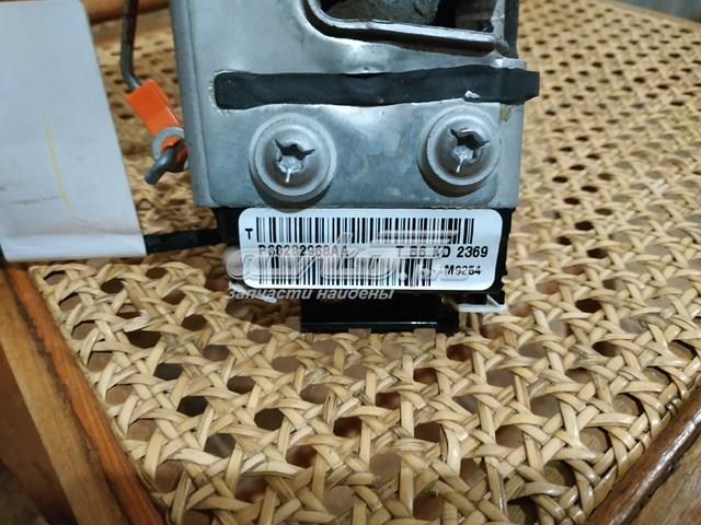 CHRYSLER 68282968AA в наличии Харьков