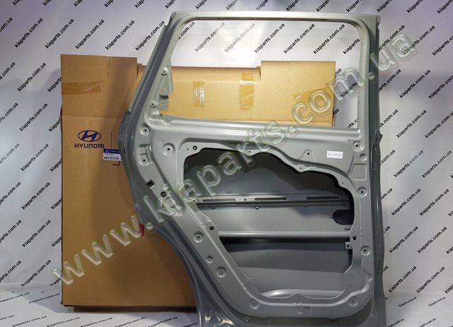Задняя левая дверь 77003S1010 HYUNDAI