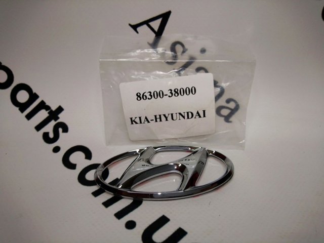 Эмблема решетки радиатора 8630038000 HYUNDAI