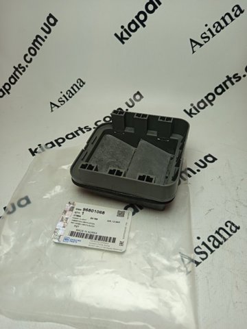 Решетка вентиляционная задняя 96801068 GM