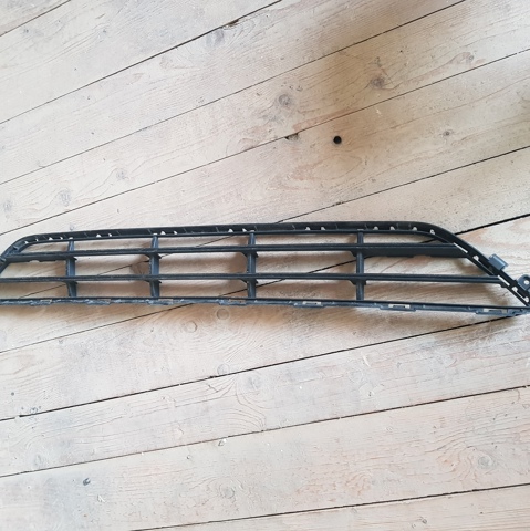 Решетка на бампер 31353373 VOLVO