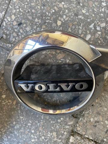 Эмблема на решетку радиатора 31383645 VOLVO