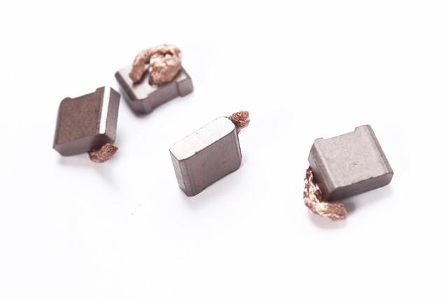 Щетки на стартер Isuzu Trooper