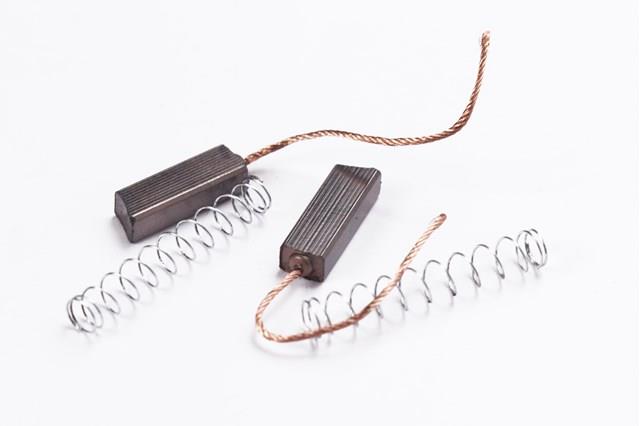 Щетка на генератор 8970843560VDS VDS