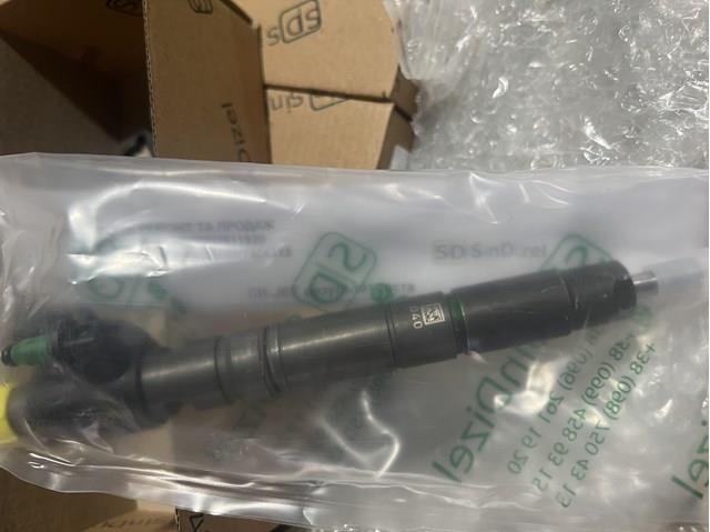 Топливные форсунки LR022773 LAND ROVER