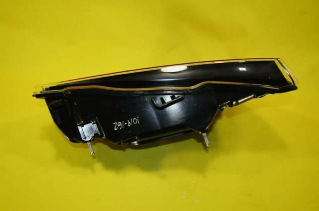 815800E090 TOYOTA Фонарь задний правый внутренний купить в Житомир