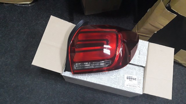RENAULT 265505392R Фонарь задний правый в наличии Запорожье