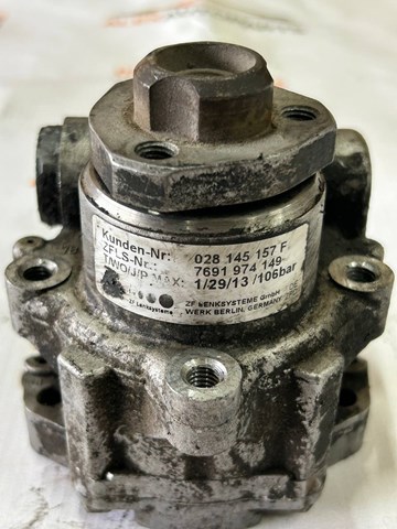 028145157 Насос гидроусилителя руля (ГУР) купить Черновцы