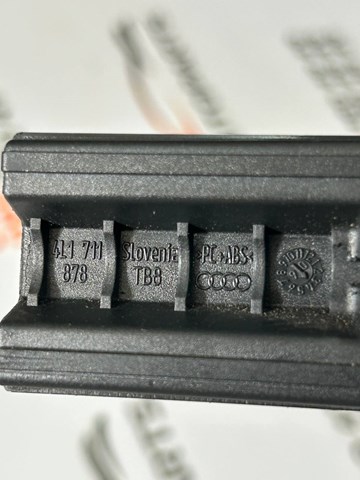 4L1711878 VAG купить в Чернигов