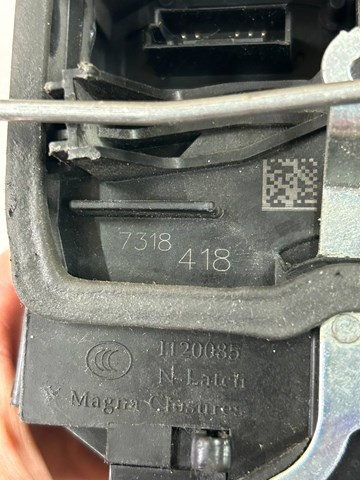 7318418 Замок двери задней правой купить Украина