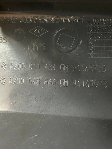 RENAULT 8200011484 Облицовка фонаря заднего правого в наличии Винница