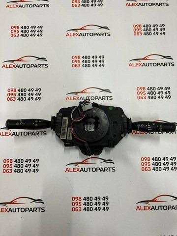 Переключатели подрулевые 8200216465 RENAULT