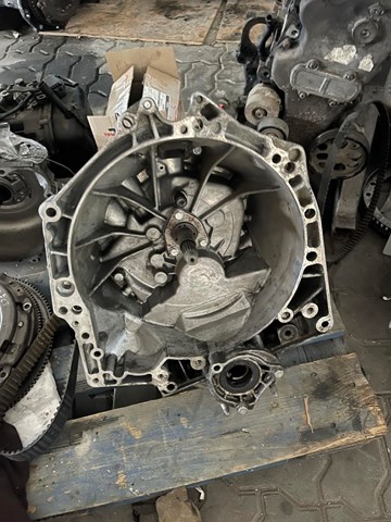 Коробка скоростей механика 9680886610 PEUGEOT