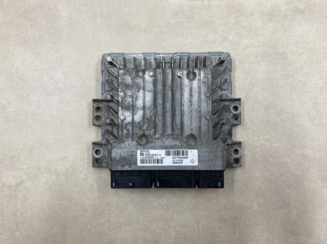 Компьютер двигателя 237102426R RENAULT