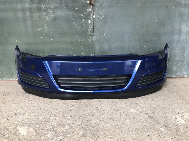 Буфер (бампер) передний Опель Астра H