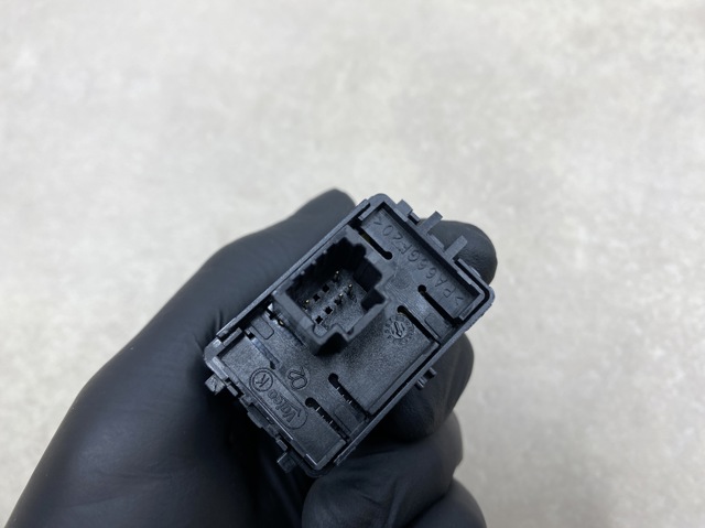 254010003R RENAULT Кнопка подъемника заднего стекла купить в Запорожье
