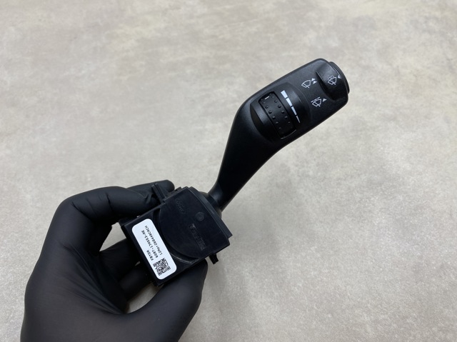 Подрулевой правый переключатель  6G9T17A553AE FORD