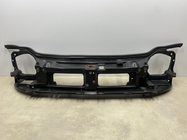Панель передняя 8200143340 RENAULT