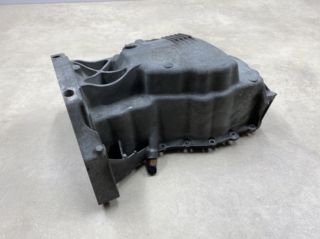 8200318813 RENAULT Поддон масляный картера двигателя купить в Ровно