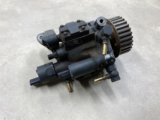 RENAULT 8200704210 Насос топливный высокого давления (ТНВД) в наличии Полтава