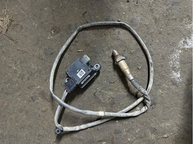 Датчик оксидов азота NOX, задний 059906261 VAG