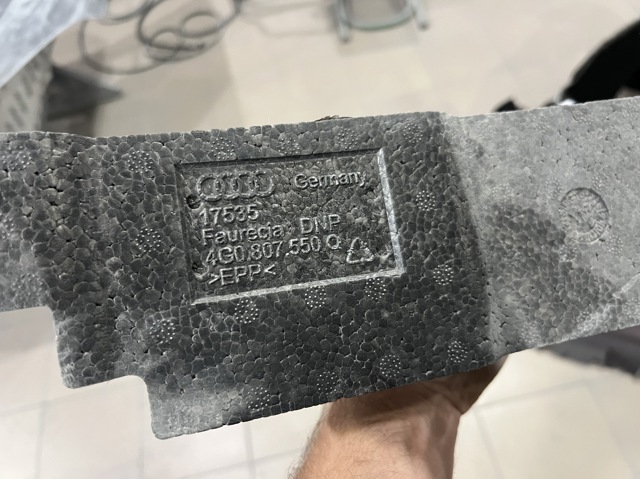 4G0807550Q VAG Абсорбер (наполнитель) бампера переднего купить в Винница