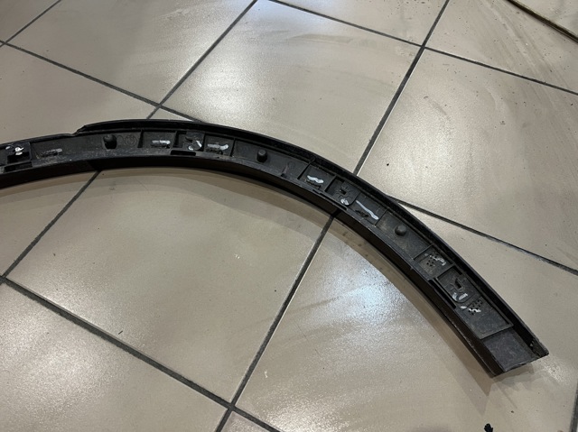 51778099121 Расширитель (накладка) арки заднего крыла левый купить Кривой Рог