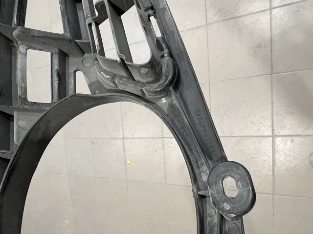 TOYOTA 5311147040 Решетка радиатора в наличии Украина