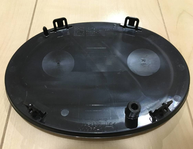 TOYOTA 9097502171 Эмблема решетки радиатора в наличии Чернигов