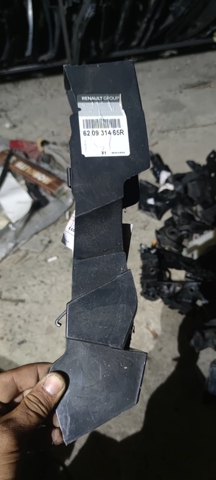 Крепление бампера 620931465R RENAULT