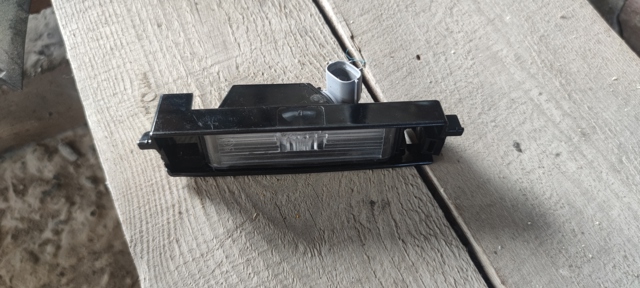 8127142050 TOYOTA Корпус фонаря подсветки номерного знака купить в Ирпень