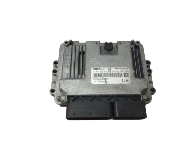 ЭБУ двигателем 0281013635 BOSCH