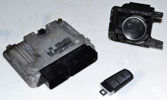 Модуль управления двигателем 03G906021DP VAG