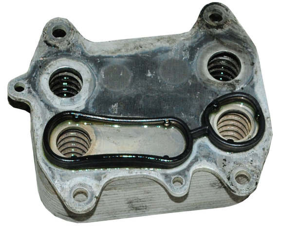 VAG 03L117021C Радиатор масляный (холодильник), под фильтром в наличии Одесса