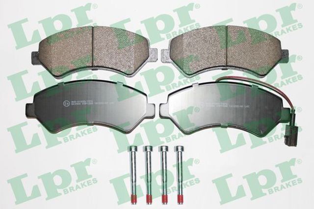 Колодки тормозные передние дисковые 05P1288 LPR