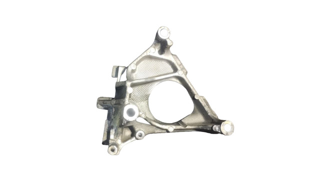 Кронштейн подушки (опоры) двигателя, правой 112318H800 NISSAN
