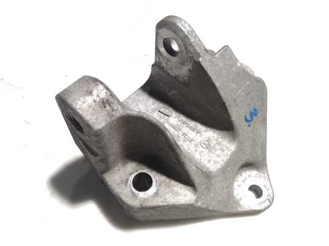 Кронштейн подушки (опоры) двигателя, задней 11332JD700 NISSAN