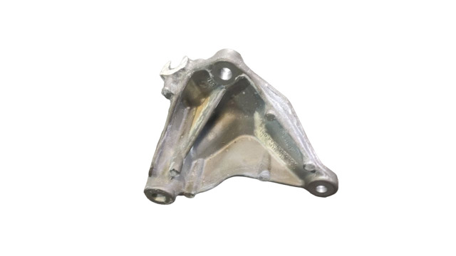 Крепление генератора 117107507R NISSAN