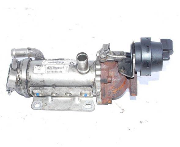 Радиатор системы рециркуляции ОГ 1471300Q0A NISSAN