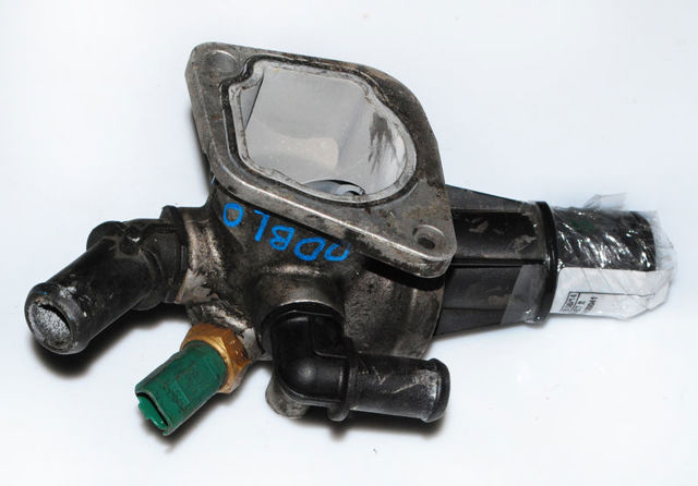 Авто термостат 1580532 FORD