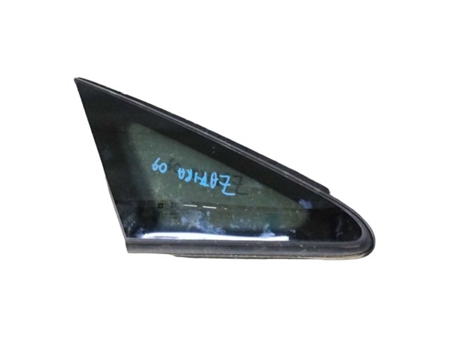 Скло в кузов переднє праве opel zafira b 05-12 161152