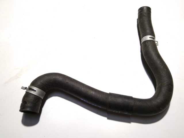 Шланг системы охлаждения 1657136240 TOYOTA