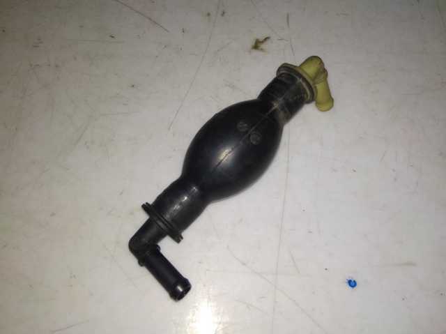 Ручная подкачка топлива (груша) 17051EC00B NISSAN