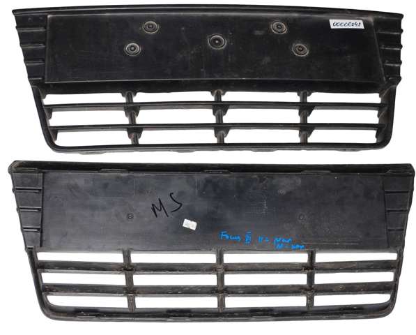 Решетка на бампер 1718734 FORD